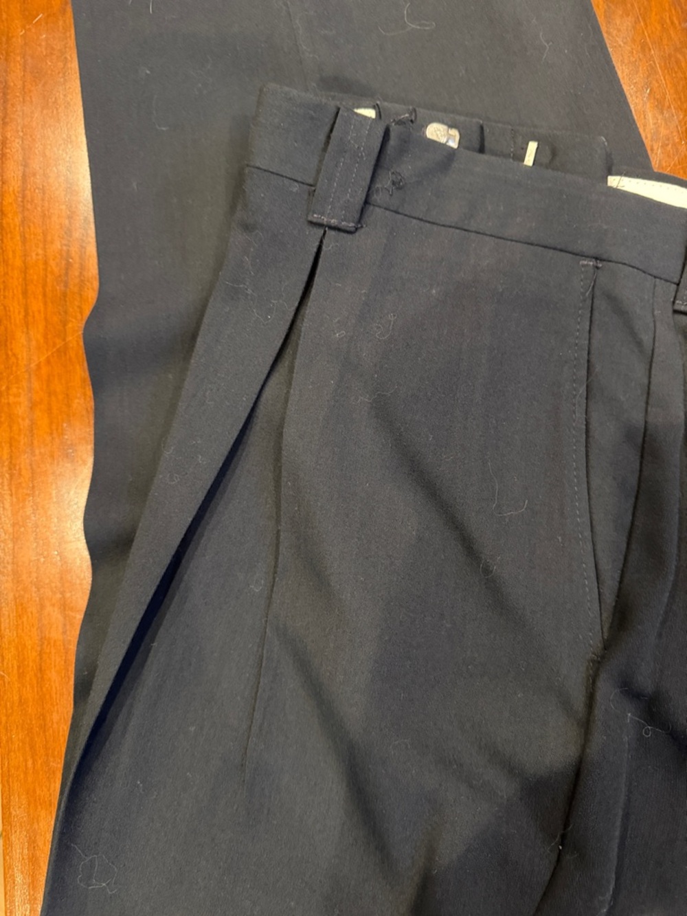 NWOT Alexander Lloyds Men's Dark Navy Pleated Dress Pants - Picture 4 of 5
